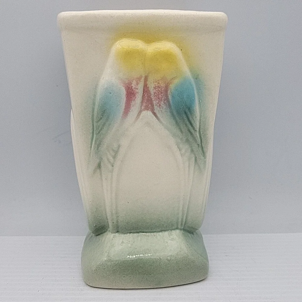 Robinson Ransbottom PARAKEET LOVEBIRD VASE Roseville Ohio Pottery